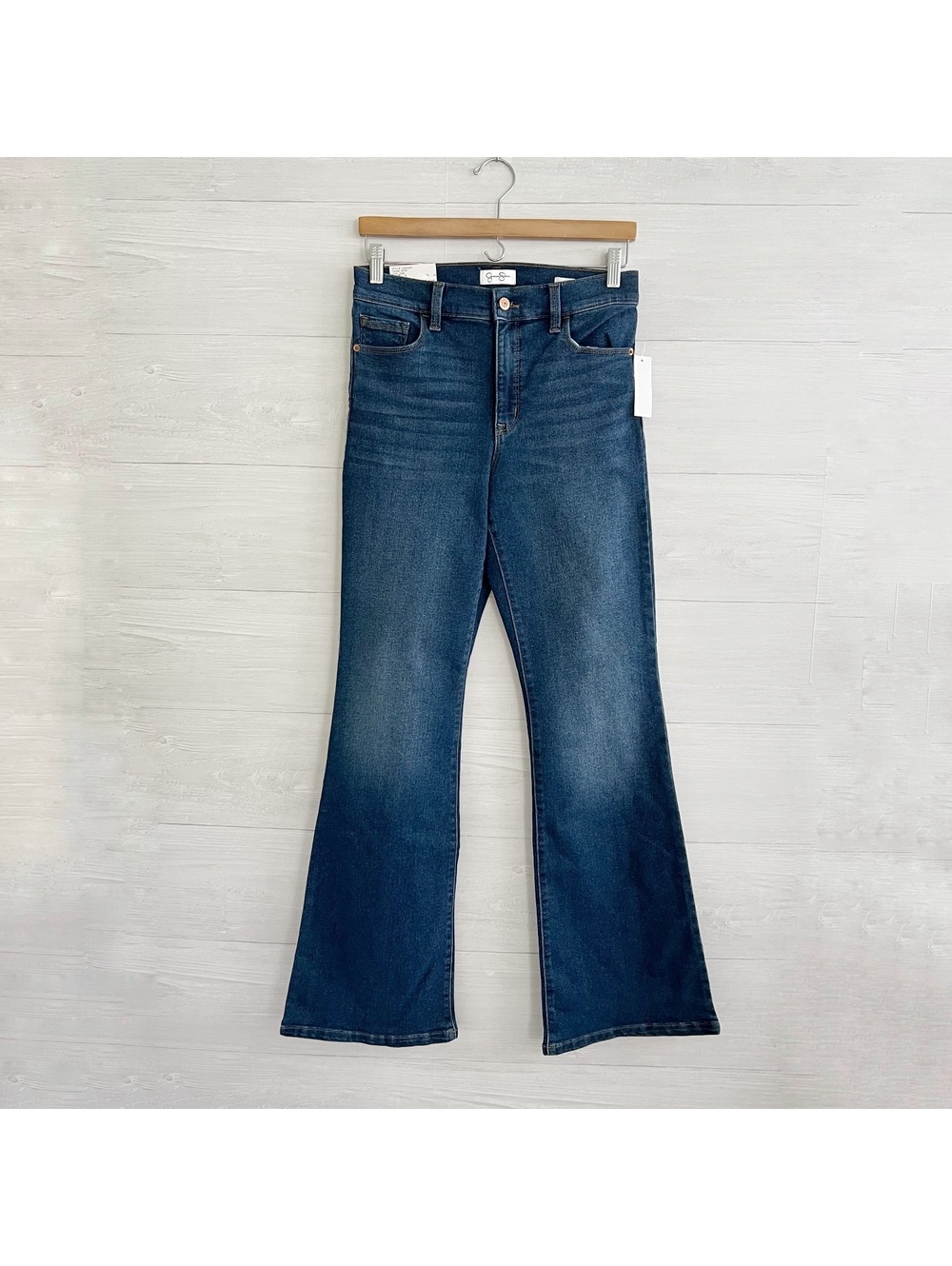 NWT Jessica Simpson High Rise Flare Jeans 6 Dark Wash Stretch Denim 32 Inseam